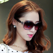 IVE Sunglasses Women Elegant Rhinestone Ladies Sun Glasses Female Sunglasses Oculos De Sol Feminino Shades 9536