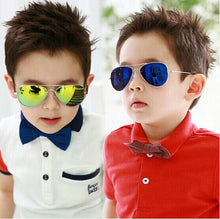 Fashion Baby Sunglasses Piolt Style Brand Design Children Sun Glasses 100% UV400 Protection Oculos De Sol Gafas wholesale 3026