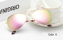 New arrival Classic brand designer unisex Sunglasses not fade matel Frame Pilot UV400 Anti-Reflective Sun glasses  3027