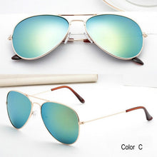 New arrival Classic brand designer unisex Sunglasses not fade matel Frame Pilot UV400 Anti-Reflective Sun glasses  3027