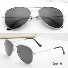 New arrival Classic brand designer unisex Sunglasses not fade matel Frame Pilot UV400 Anti-Reflective Sun glasses  3027