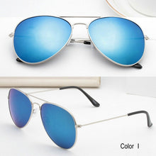 New arrival Classic brand designer unisex Sunglasses not fade matel Frame Pilot UV400 Anti-Reflective Sun glasses  3027