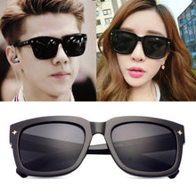 2017 New Elegant Lady Sunglasses Sunglasses Personality Star Glasses Face South Korea Tide Retro Eyes 9738