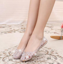 HEE GRAND 2017 Shallow Leisure Women Sandals Summer Crystal Cut Out Flats Flat Heel Shoes Female Free Shipping XWZ030