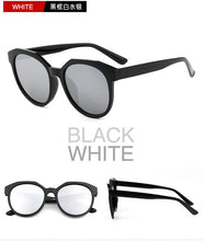 new arrive Retro Women Sunglasses Fashion uv400 Sun Glasses Eyewear wholesale 9757